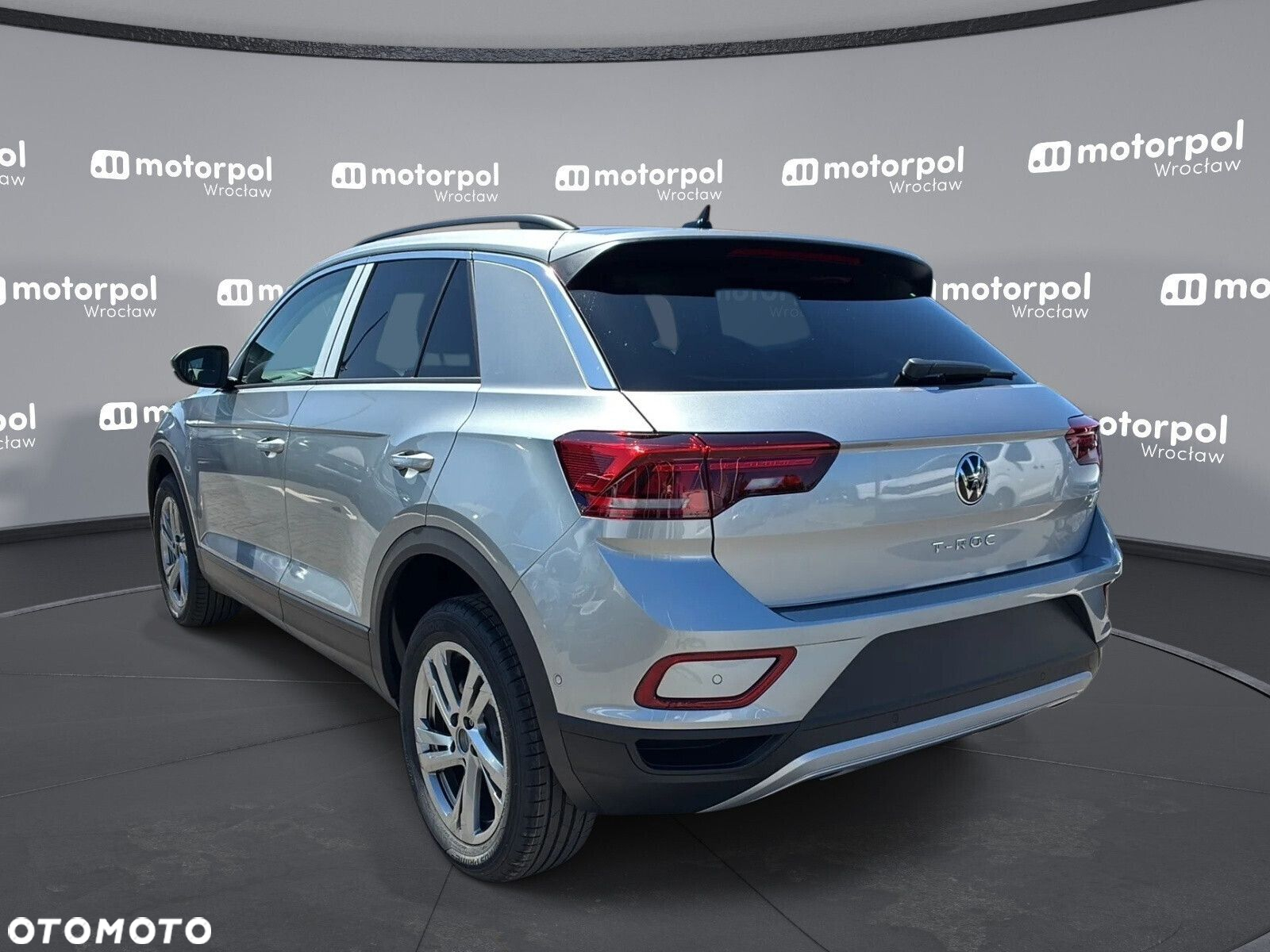 Volkswagen T-Roc - 8
