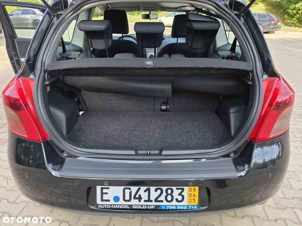 Toyota Yaris 1.3 Luna - 15