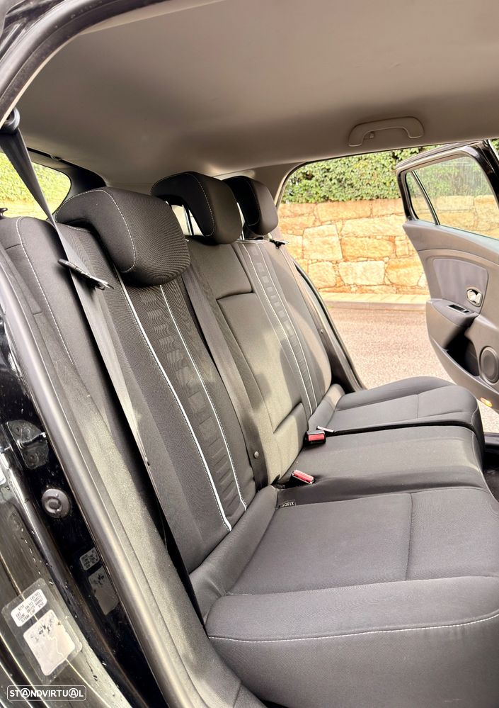 Renault Mégane ENERGY dCi 110 Start & Stop Bose Edition - 10