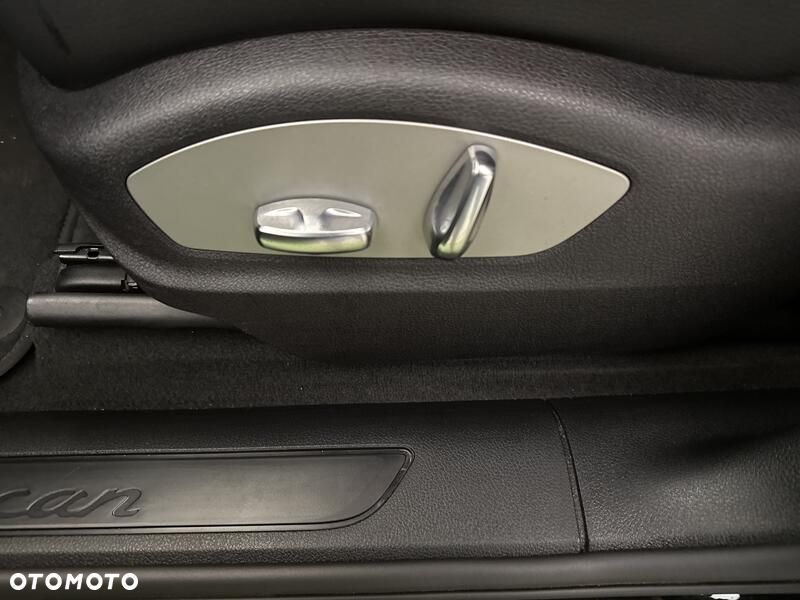 Porsche Macan Standard - 18