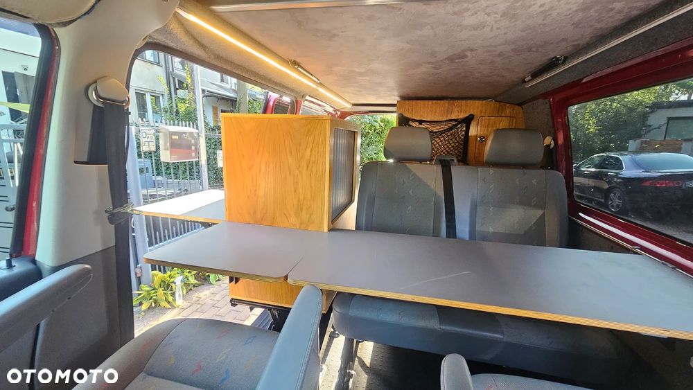 Volkswagen Transporter Multivan - 23