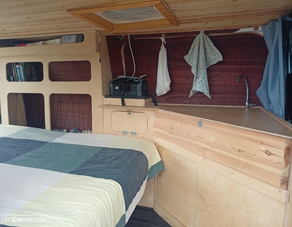 Ford Transit - 1