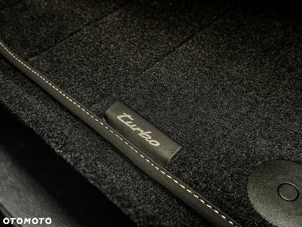 Porsche Macan Turbo 100kWh - 11