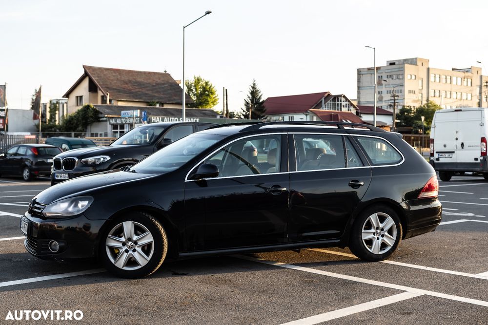 Volkswagen Golf 1.6 TDI BlueMotion Technology DPF Trendline DSG - 2