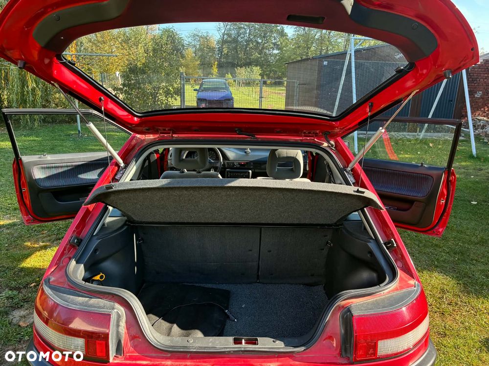 Mazda 323 - 9