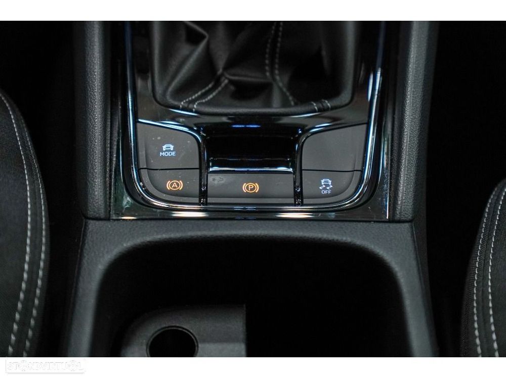 Skoda Karoq 1.0 TSI Sportline - 29