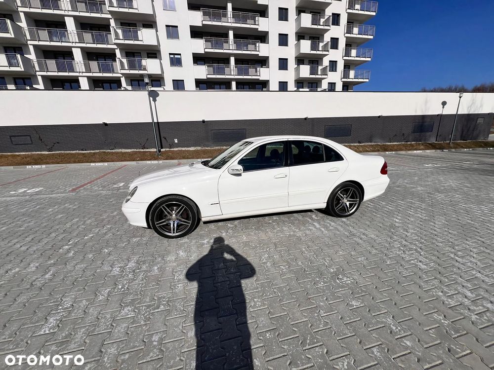 Mercedes-Benz Klasa E 280 CDI T Elegance - 25