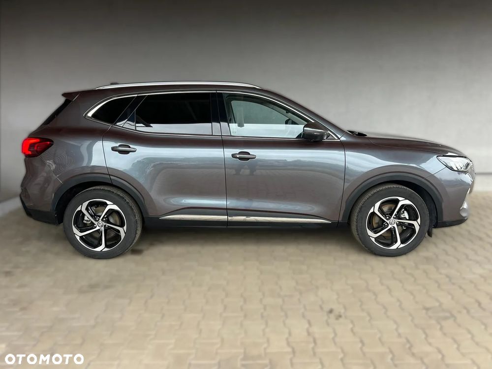 MG HS 1.5 T-GDI Exclusive - 10