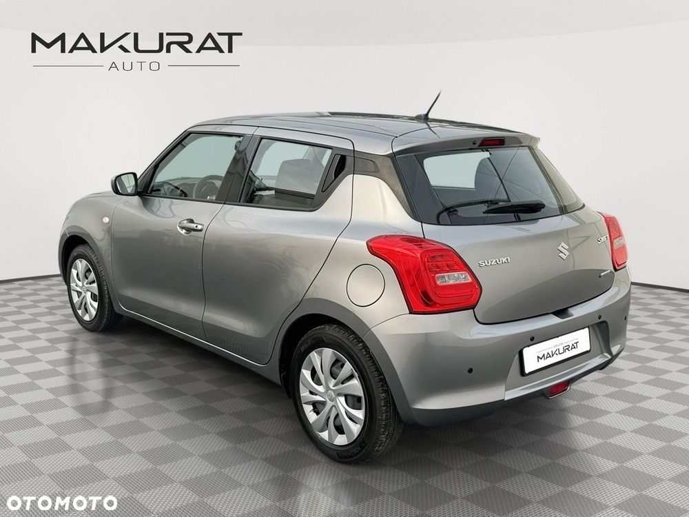 Suzuki Swift - 4