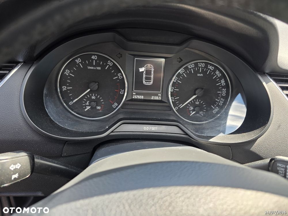 Skoda Octavia 1.4 TSI Ambition - 6