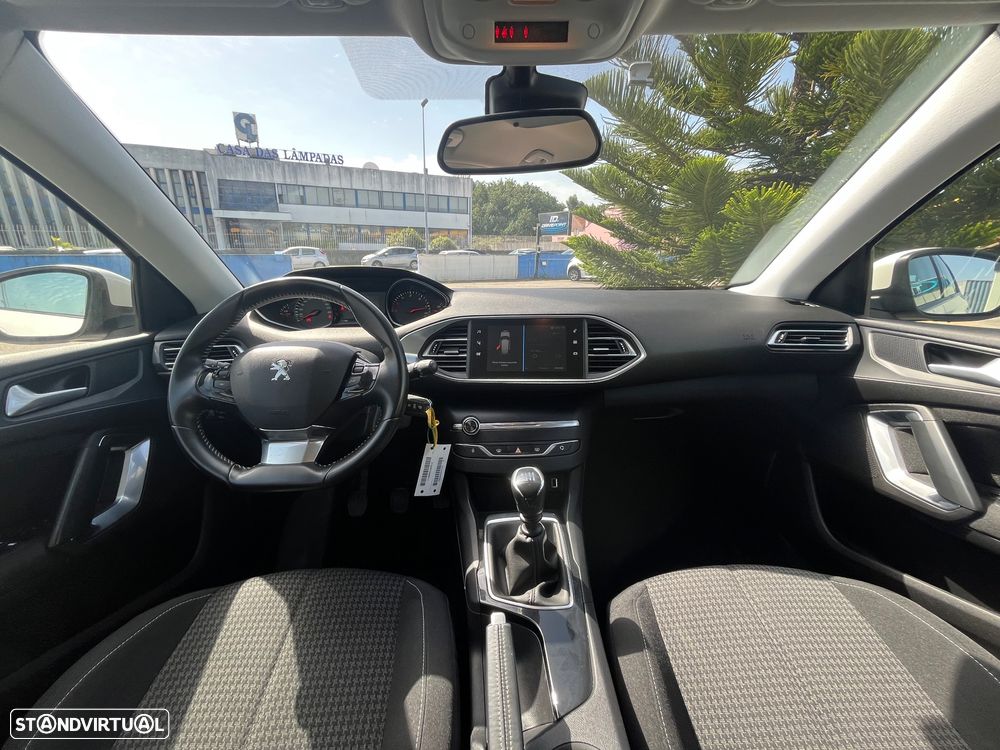 Peugeot 308 1.5 BlueHDi Business Line - 48