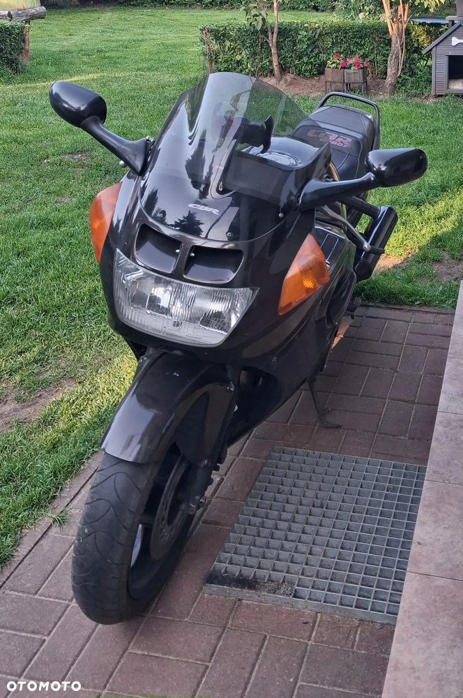 Honda CBR - 2