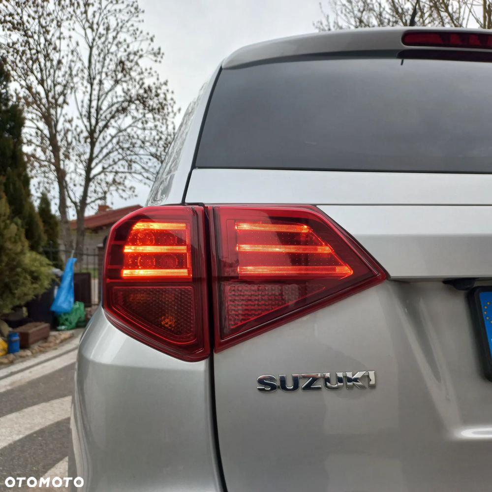 Suzuki Vitara 1.0 Boosterjet Premium 2WD - 2