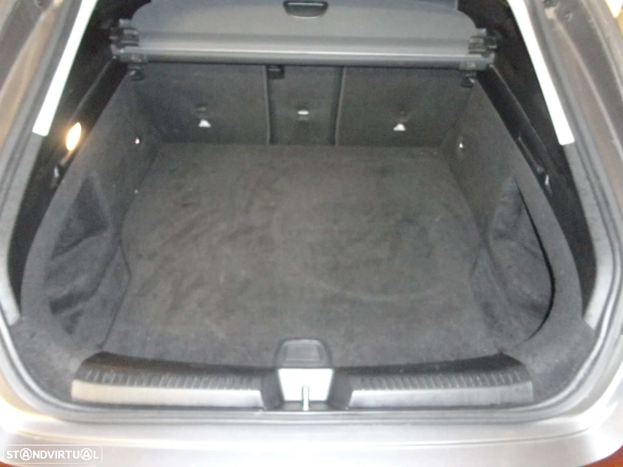 Mercedes-Benz CLA 250 e Shooting Brake Progressive - 11