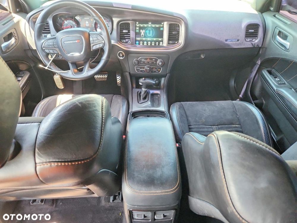 Dodge Charger Automatik SRT 392 - 8