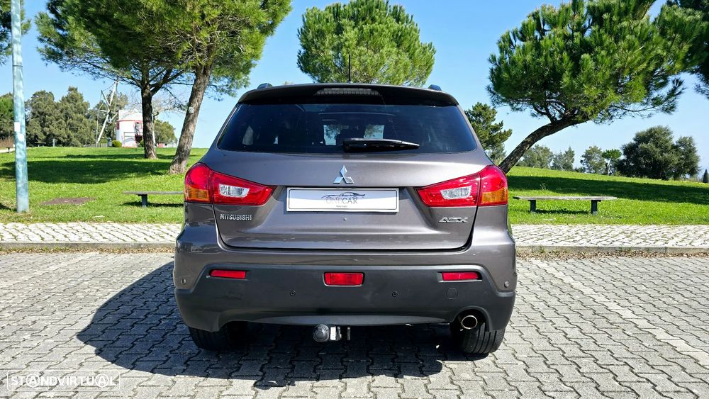 Mitsubishi ASX 1.8 DI-D Instyle - 11