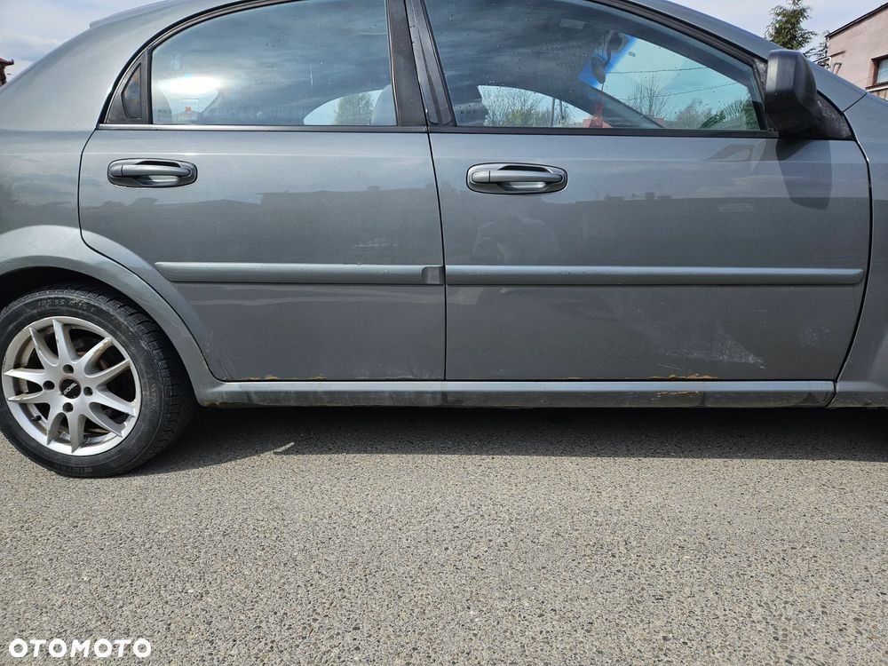 Chevrolet Lacetti - 8