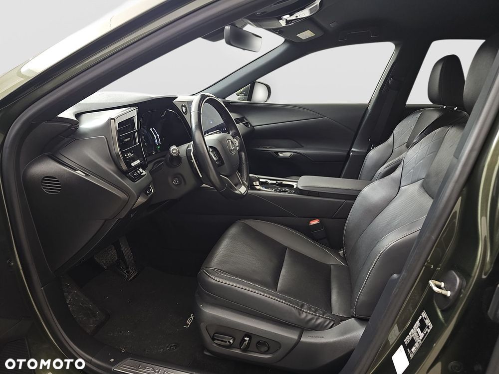 Lexus RX 450h+ Prestige - 10