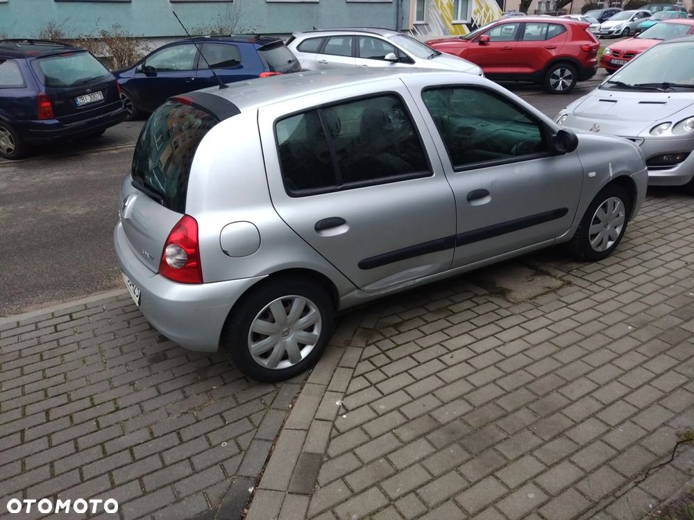 Renault Clio - 5