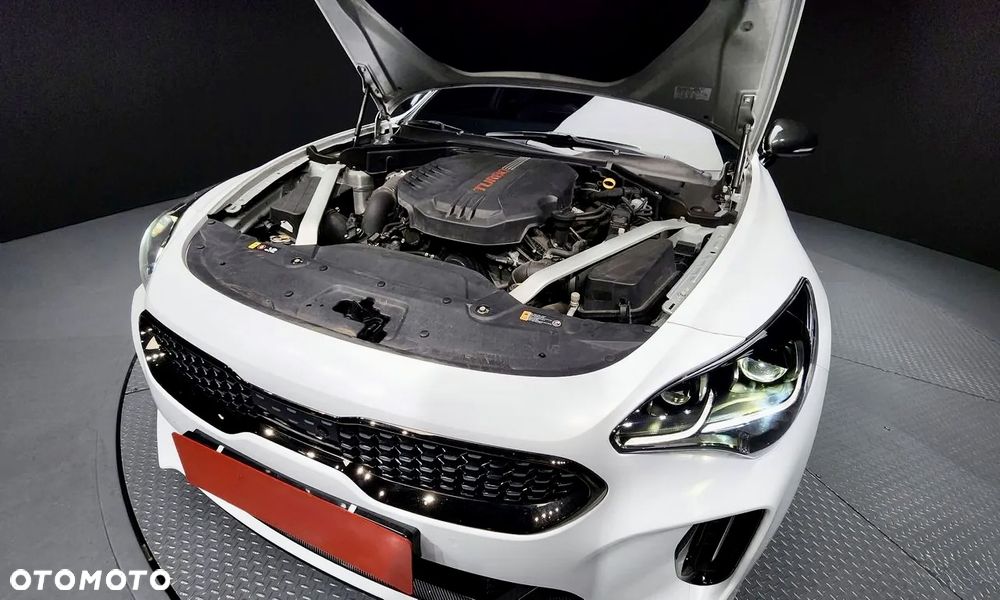 Kia Stinger 3.3 T-GDI AWD GT - 7