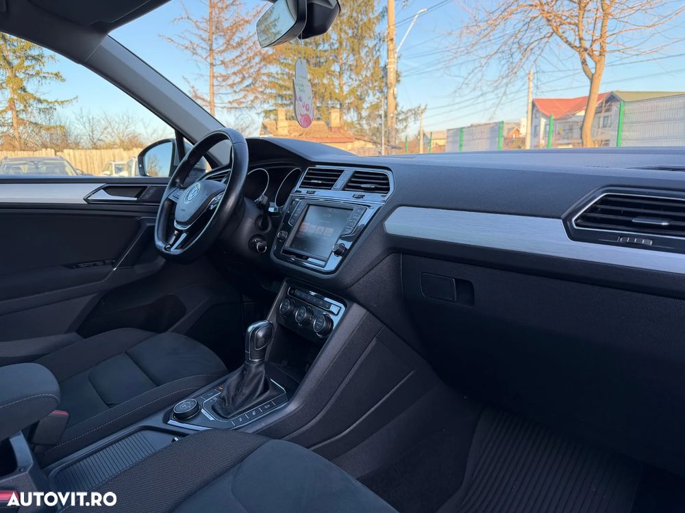 Volkswagen Tiguan 2.0 TDI 4Mot DSG Highline - 6