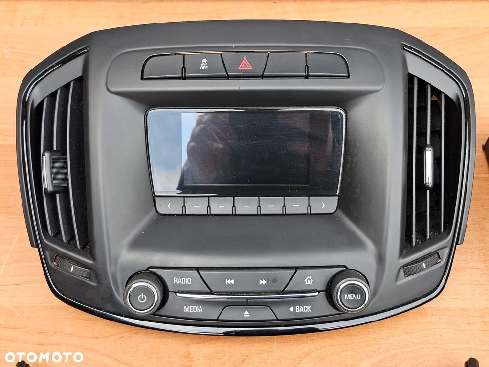 WYŚWIETLACZ RADIO PANEL KLIMATYZACJI OPEL INSIGNIA A PO LIFT KOMPLET 23439111 90802613 - 2