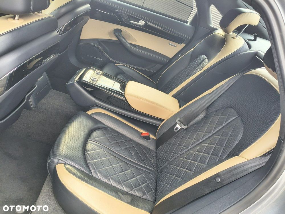 Audi A8 - 26