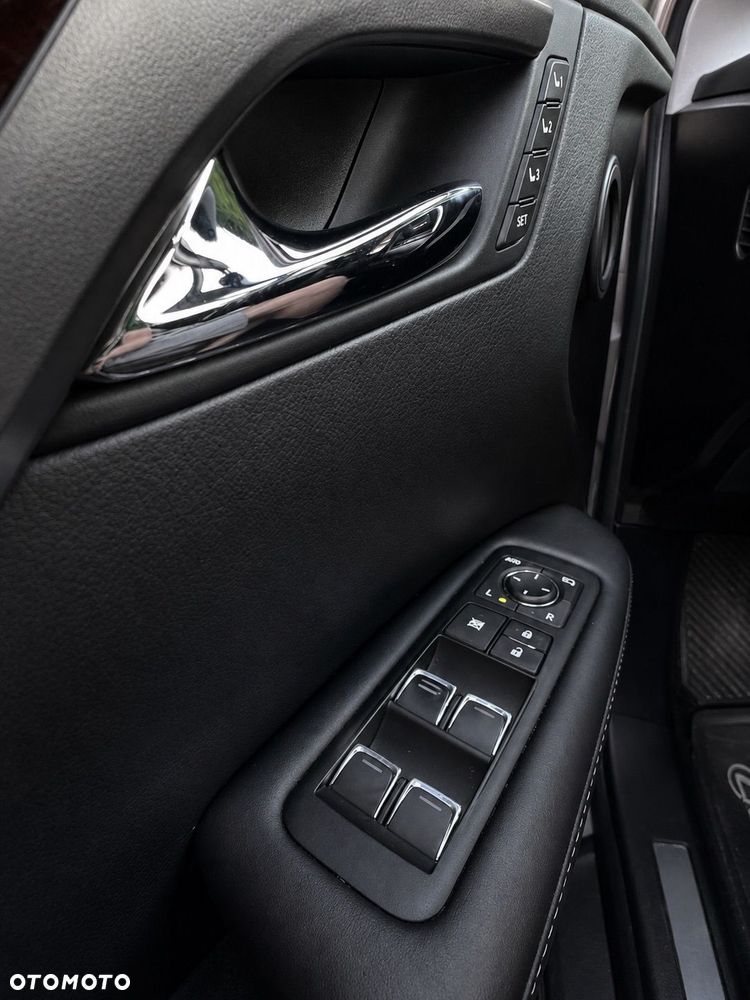 Lexus RX - 10