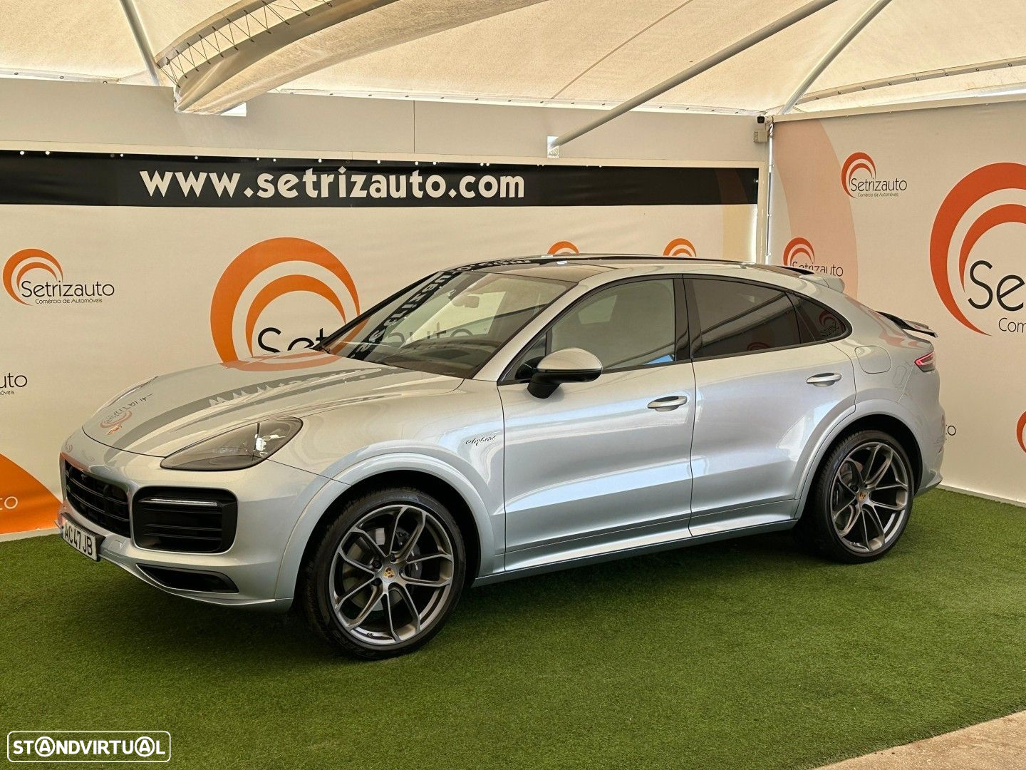 Porsche Cayenne Coupé E-Hybrid - 3