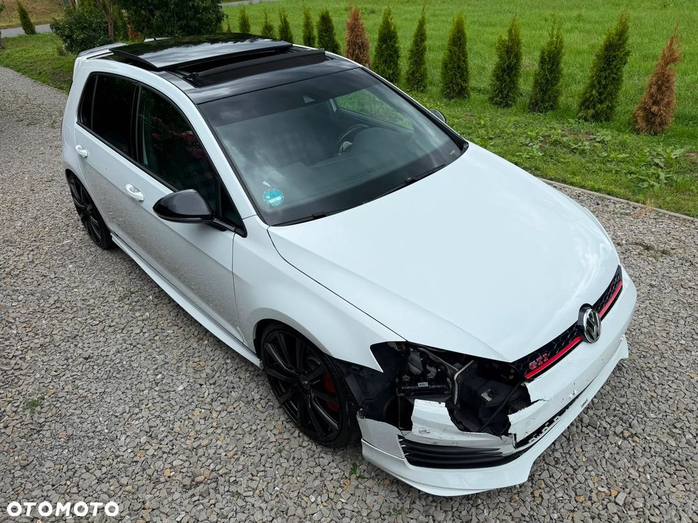 Volkswagen Golf GTI Performance BlueMotion Technology DSG - 14