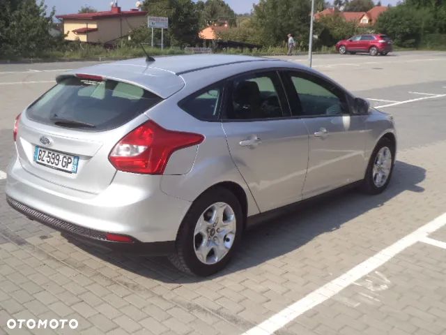 Ford Focus 1.6 TDCi DPF Trend - 11