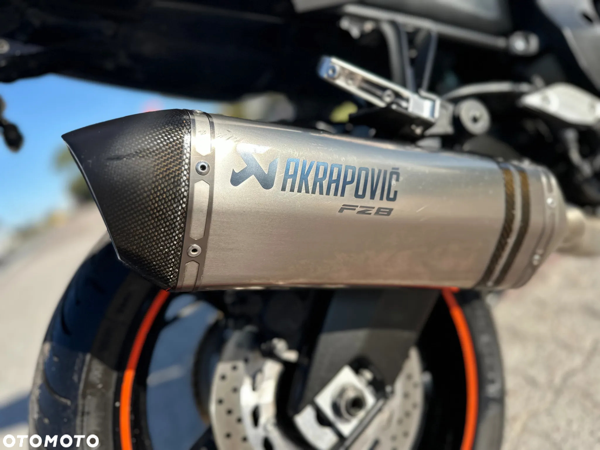 Yamaha FZ8 - 15