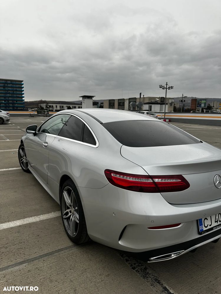 Mercedes-Benz E 220 d 4Matic Coupe 9G-TRONIC AMG Line - 4