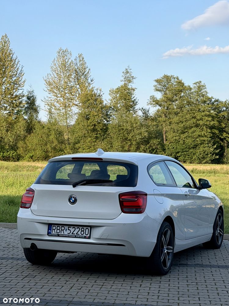 BMW Seria 1 116i Sport Line - 6