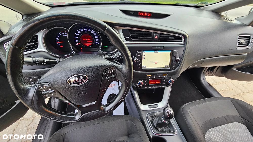 Kia Ceed SW 1.6 CRDi Platinum Edition - 12