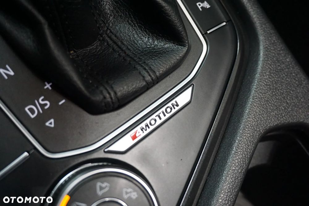 Volkswagen Tiguan 2.0 TDI BMT SCR 4Mot Comfortline DSG - 34