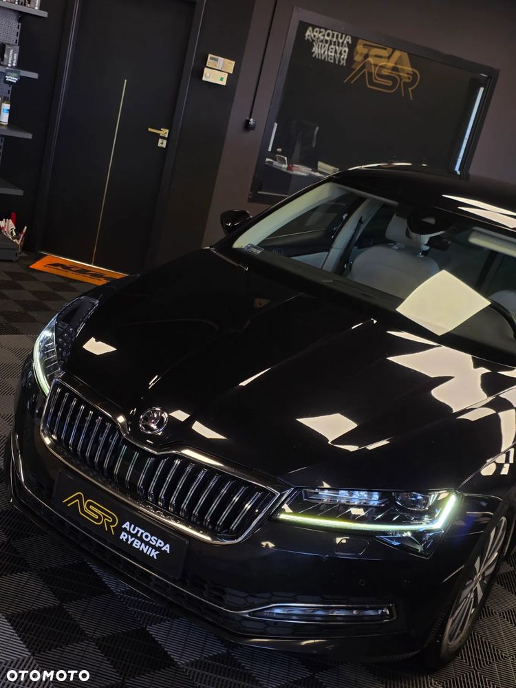 Skoda Superb 2.0 TDI SCR Style DSG - 2