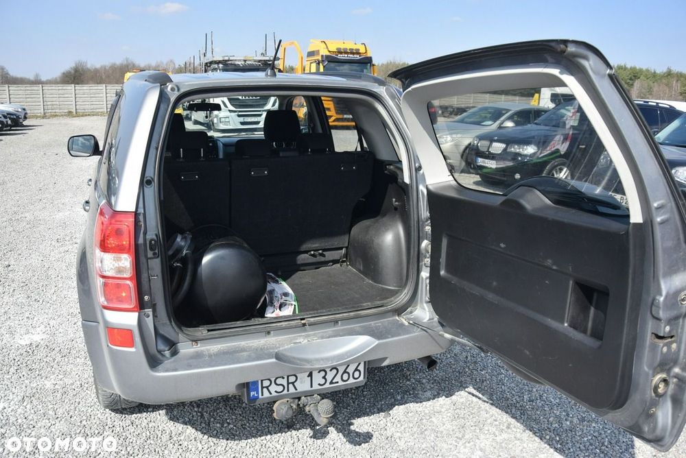 Suzuki Grand Vitara 2.0 Automatik Comfort Limited - 14