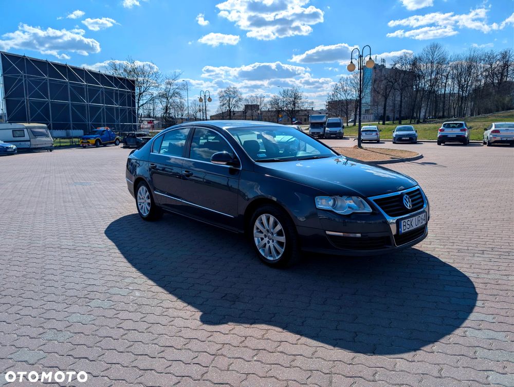 Volkswagen Passat 1.9 TDI Comfortline - 1