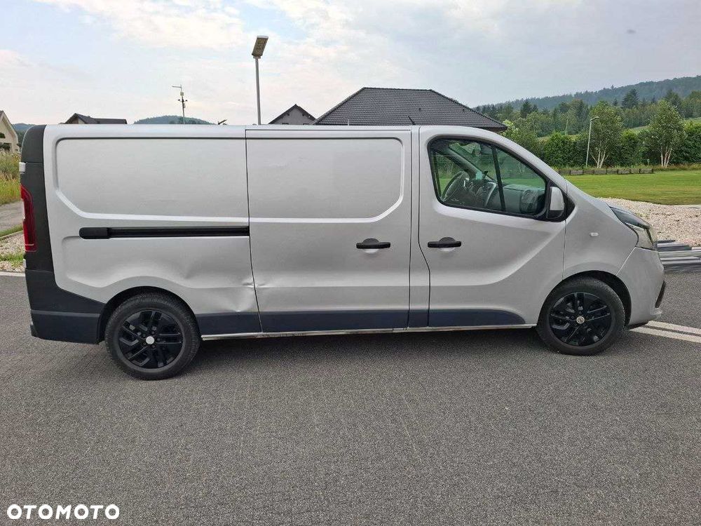 Nissan NV300 - 6