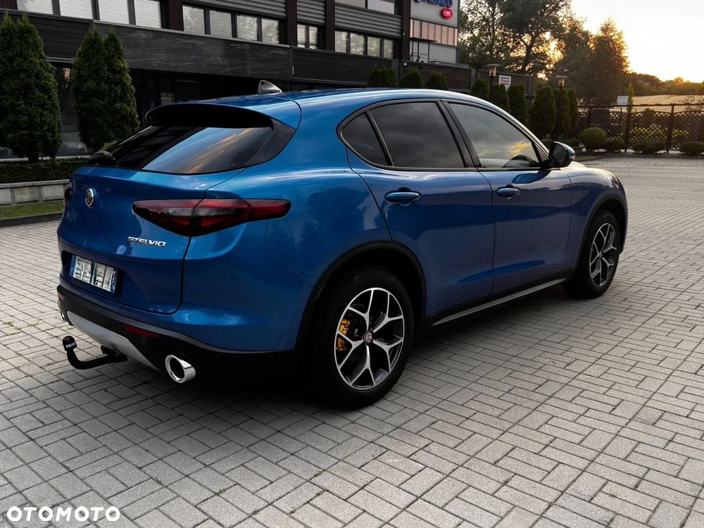 Alfa Romeo Stelvio 2.2 16V AT8-Q4 Executive - 23
