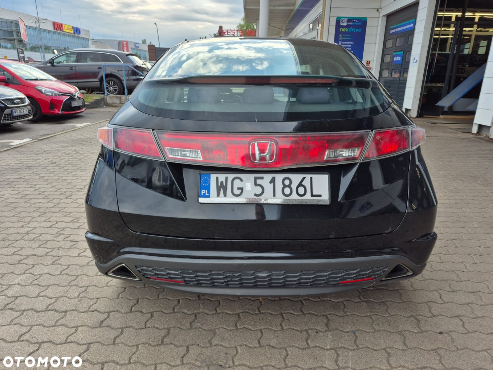 Honda Civic 1.8i-VTEC Sport - 4