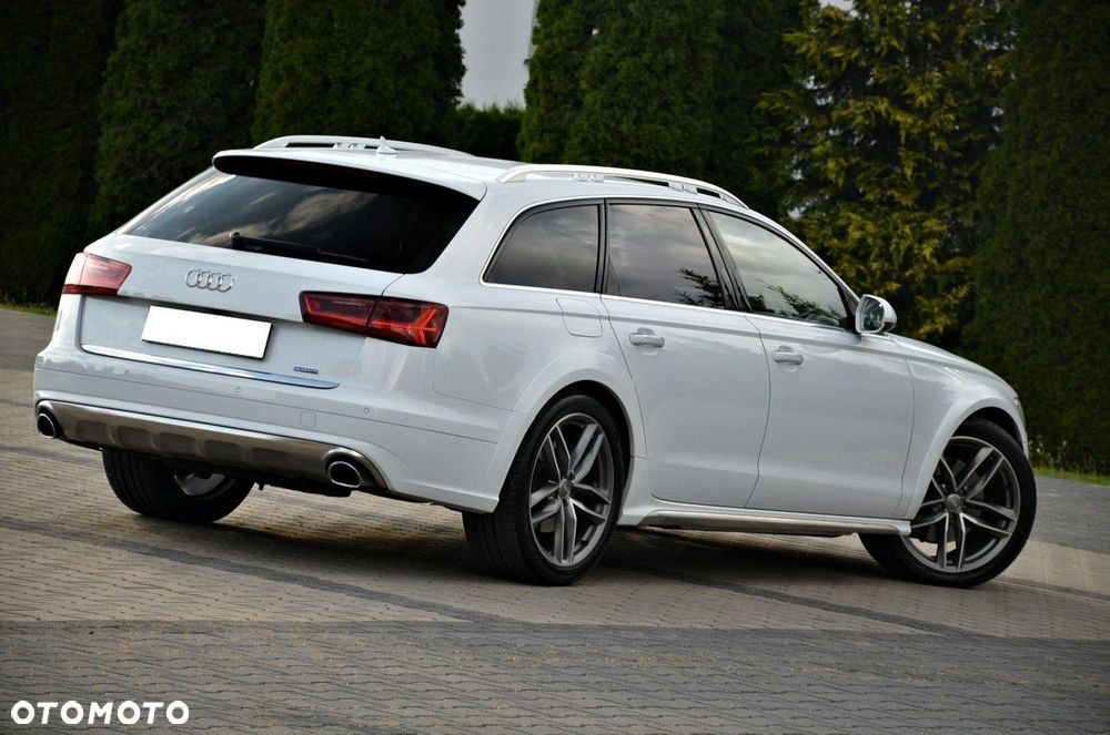 Audi A6 Allroad - 11