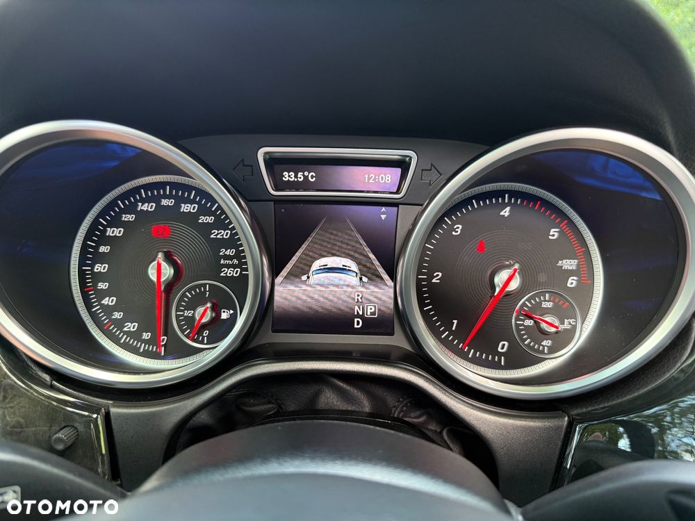Mercedes-Benz GLE 350 d 4-Matic - 36