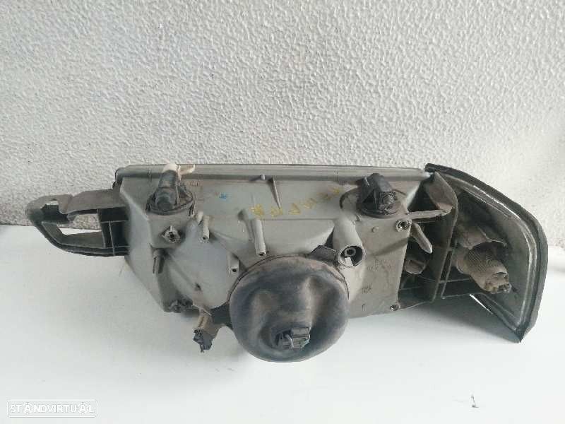 FAROL DIREITO FIAT TEMPRA 1990 - 3