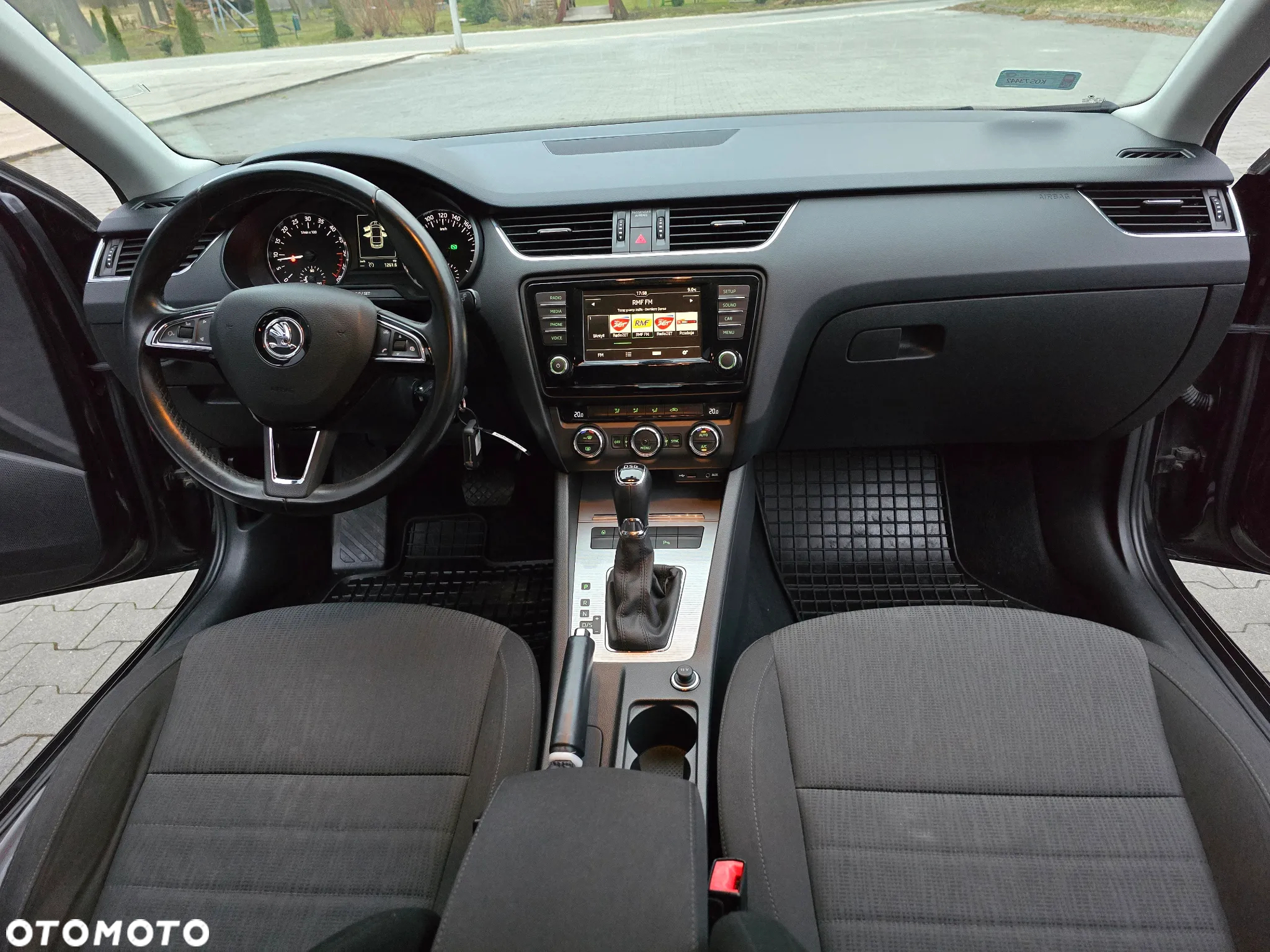 Skoda Octavia 2.0 TDI Elegance DSG - 20