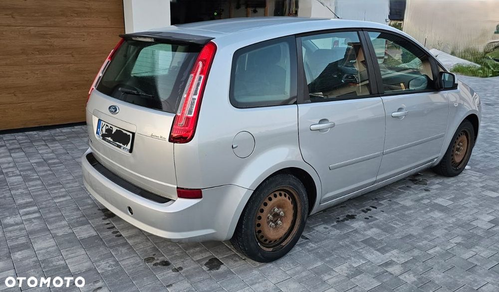 Ford C-MAX - 12