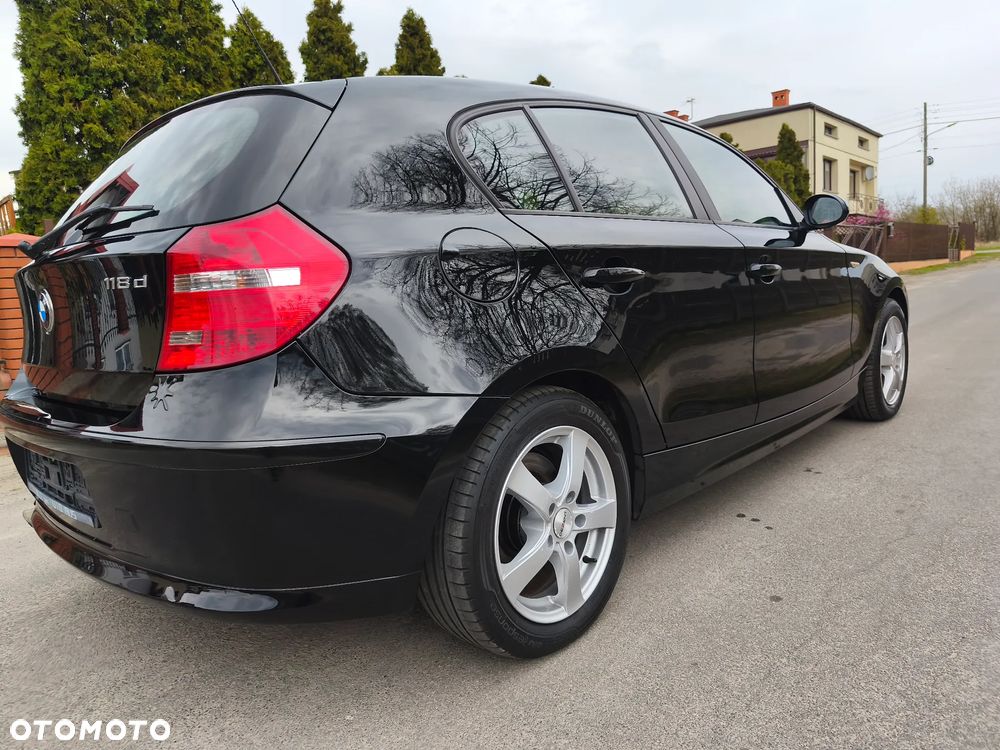 BMW Seria 1 118d DPF Edition Lifestyle - 33