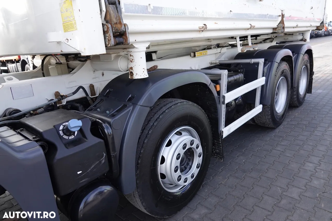 MAN TGS 35.400 / 8x4 / BASCULANTE / BORDMATIC / HYDROBOARD / ANVELOPE 100% - 15
