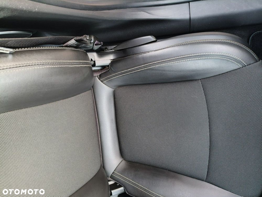 Chevrolet Cruze - 26